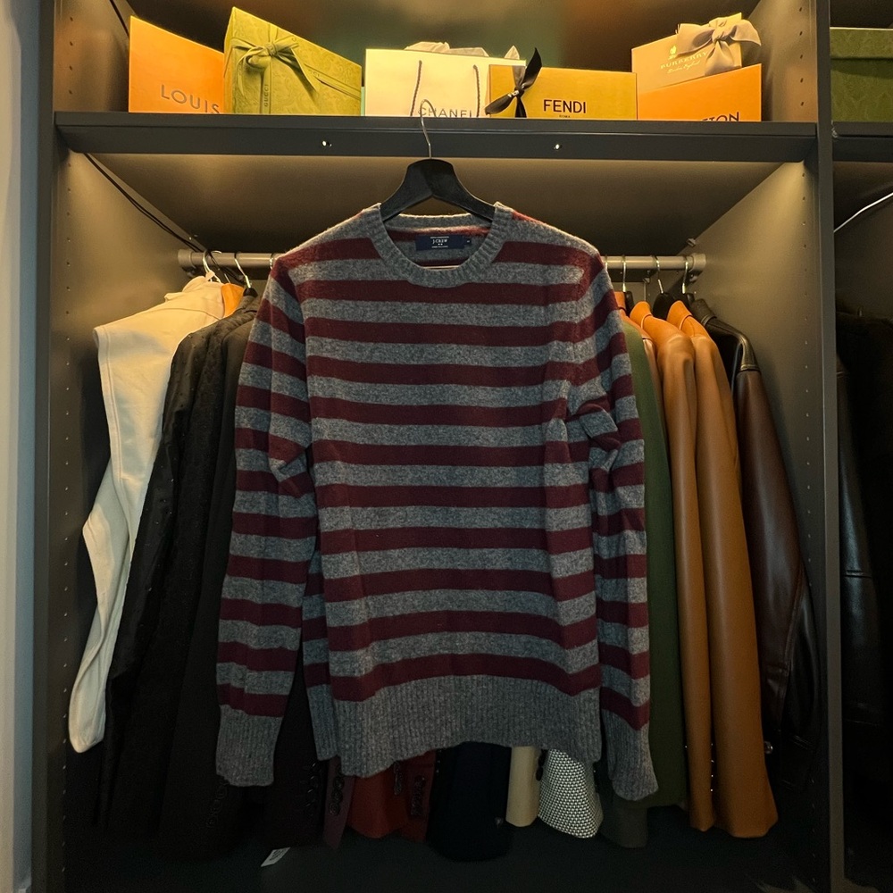J. Crew Men’s 100% Lambswool Crewneck Sweater in (Gray/Burgundy Stripe)